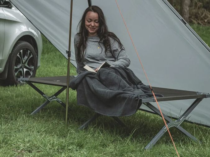 1509-easy-camp-heather-fleece-blanket-1.jpg