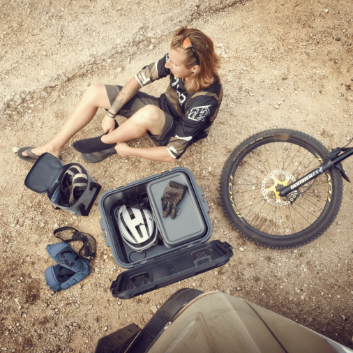 1661-dometic-go-hard-portable-gear-storage-50l-1.png