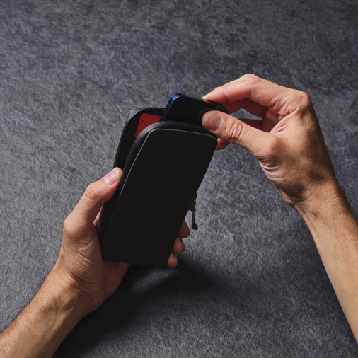2577-lifeventure-rfid-phone-wallet-grey-1.png