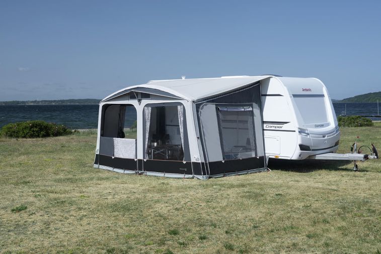 557-ventura-air-dove-400-porch-awning-1.jpg