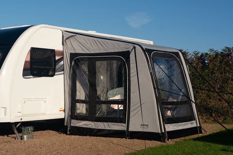 558-vango-balletto-air-200-awning-2025-1.jpg
