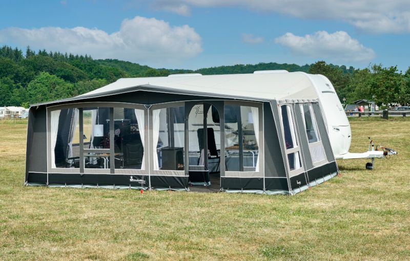 584-isabella-forum-etna-full-caravan-awning-1.jpg