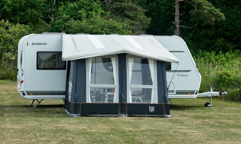 591-isabella-air-cirrus-300-north-porch-awning-1.jpg