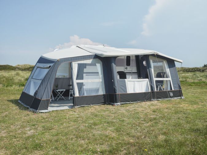 593-isabella-air-cirrus-400-north-porch-awning-1.jpg
