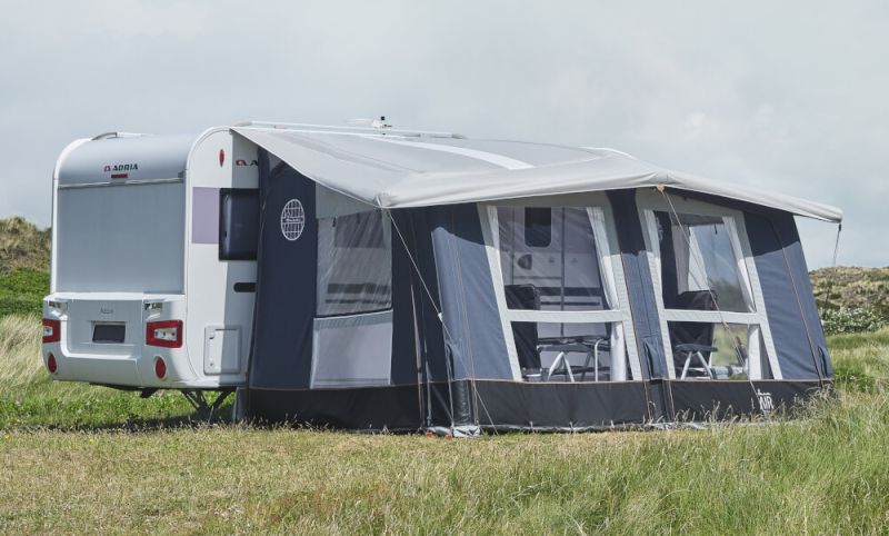 593-isabella-air-cirrus-400-north-porch-awning-1.jpg