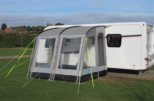 606-dometic-rally-260-awning-2024-1.jpg