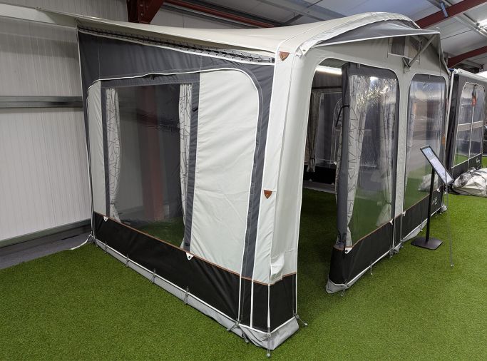 749-ventura-air-dove-400-porch-awning-ex-display-1.jpg