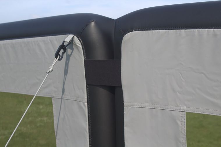 Telta Rock 2 Inflatable Windbreak